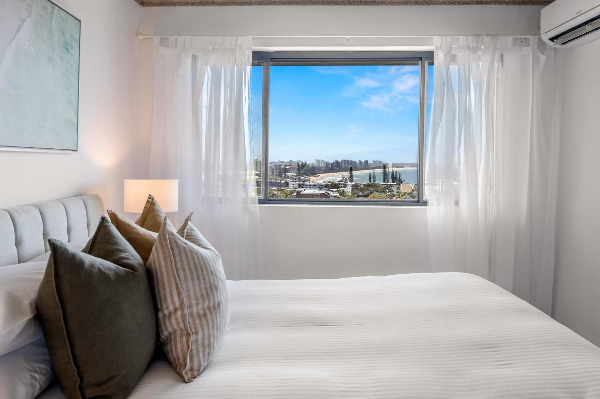 2-bed Near With Bbq & Stunning Ocean Views Apartment *